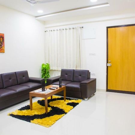 Aptly Premium Serviced Apartments - A Brand Unit Of Skyla - Lotus Pond Hyderabad Exterior foto
